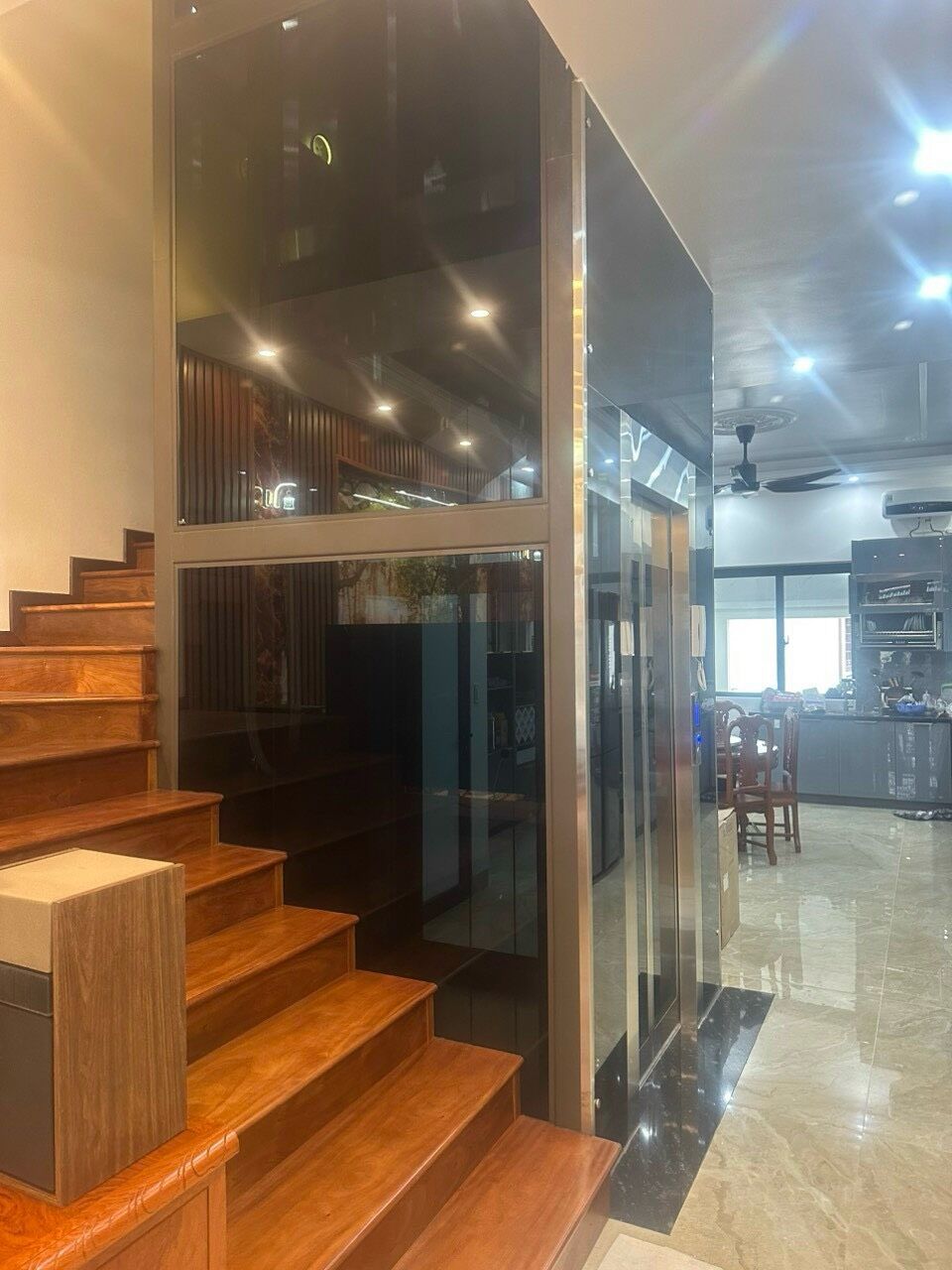 Thang máy gia đình tại nhà anh Quyền, Vinhomes Thanh Hóa